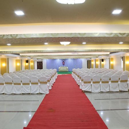 Nova Pride Hotel Hyderabad Ngoại thất bức ảnh