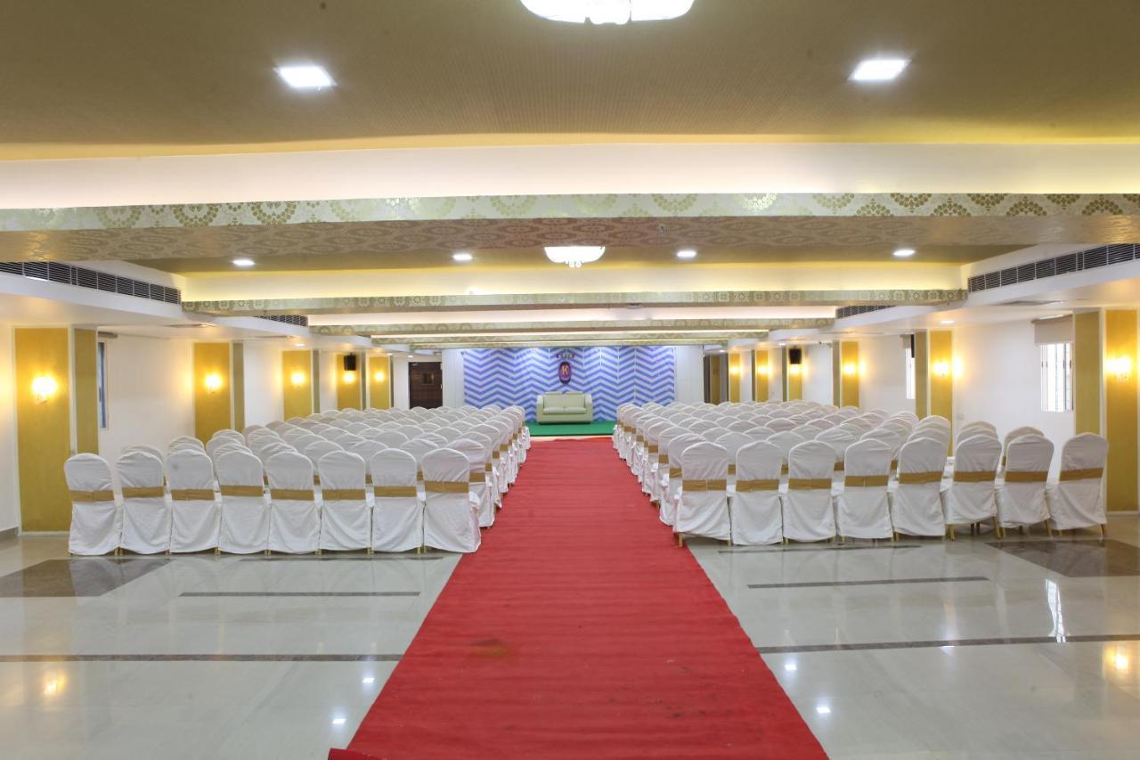 Nova Pride Hotel Hyderabad Ngoại thất bức ảnh