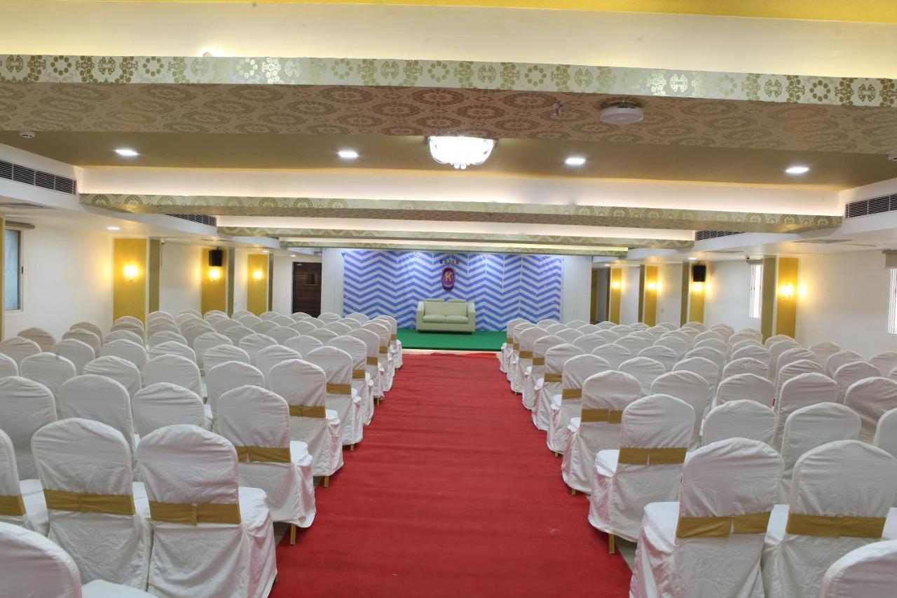 Nova Pride Hotel Hyderabad Ngoại thất bức ảnh