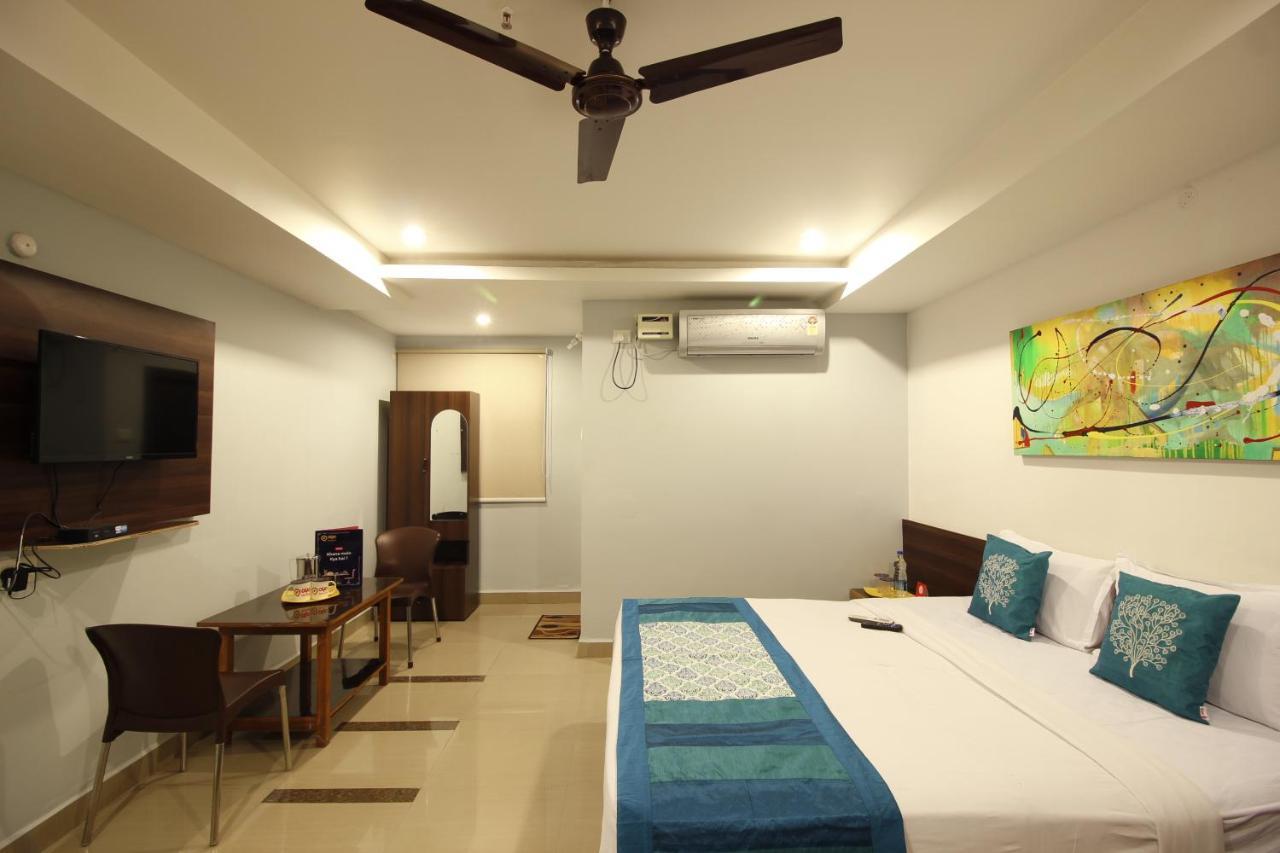 Nova Pride Hotel Hyderabad Ngoại thất bức ảnh