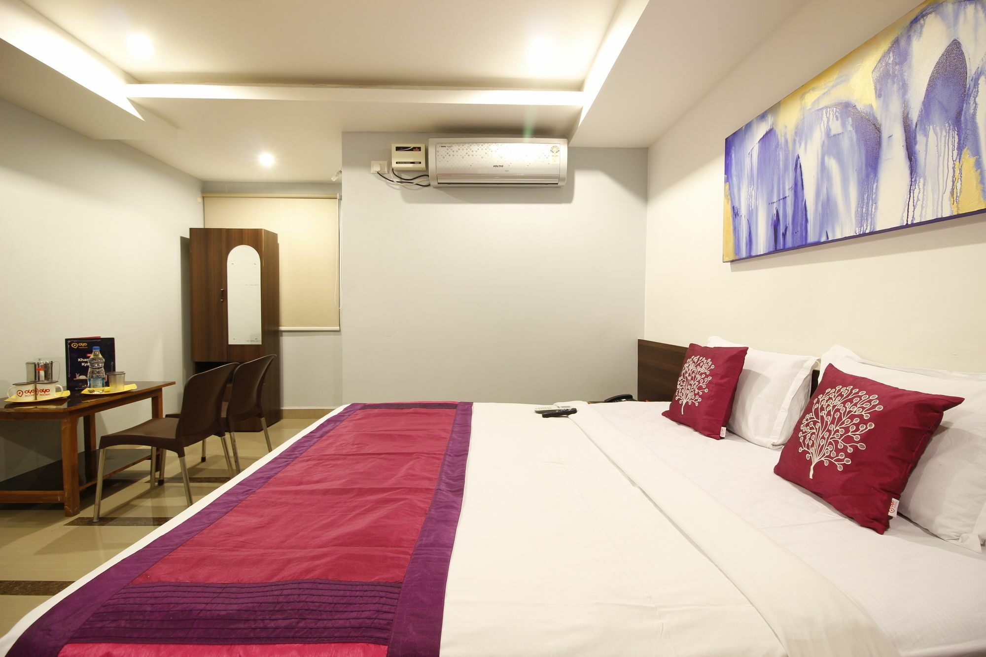 Nova Pride Hotel Hyderabad Ngoại thất bức ảnh